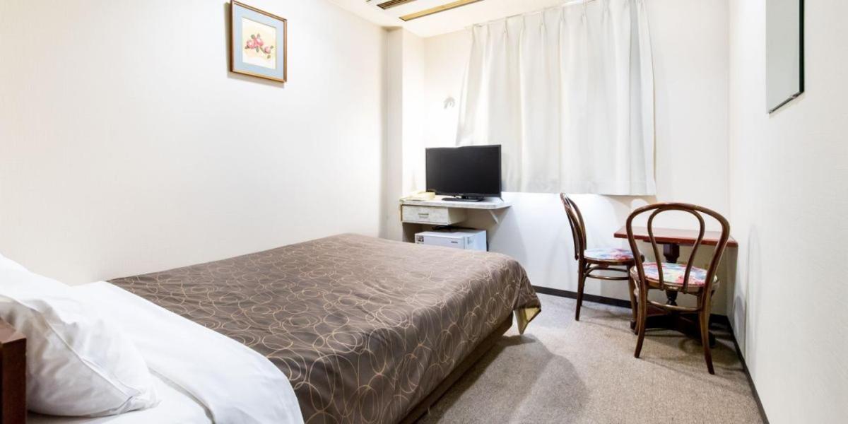 Business Kawashima Hotel